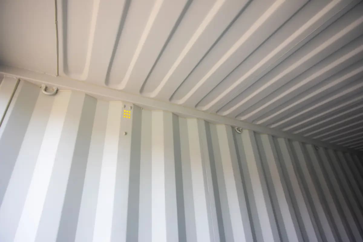 40ft New Standard Shipping Container - Image 4