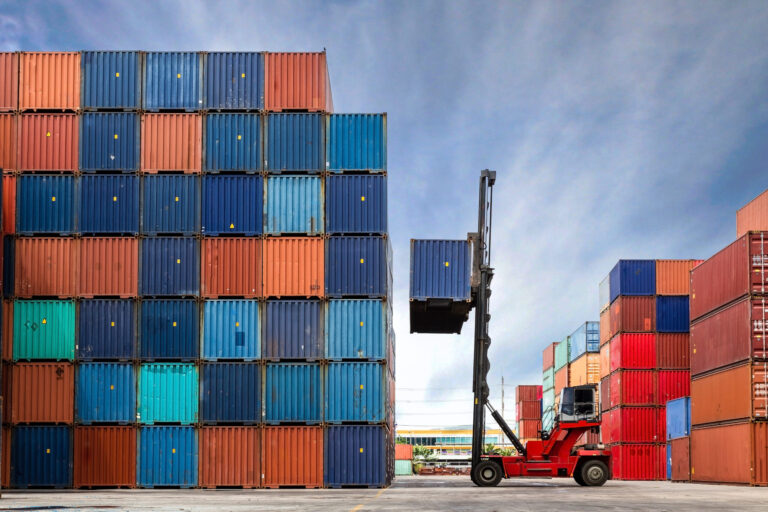 How to Choose the Right Shipping Container for Your Needs
